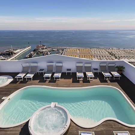Hotel Nautico Riccione Kültér fotó