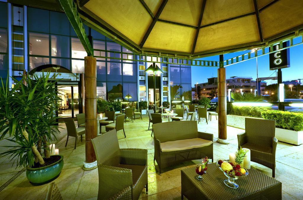 Hotel Nautico Riccione Kültér fotó