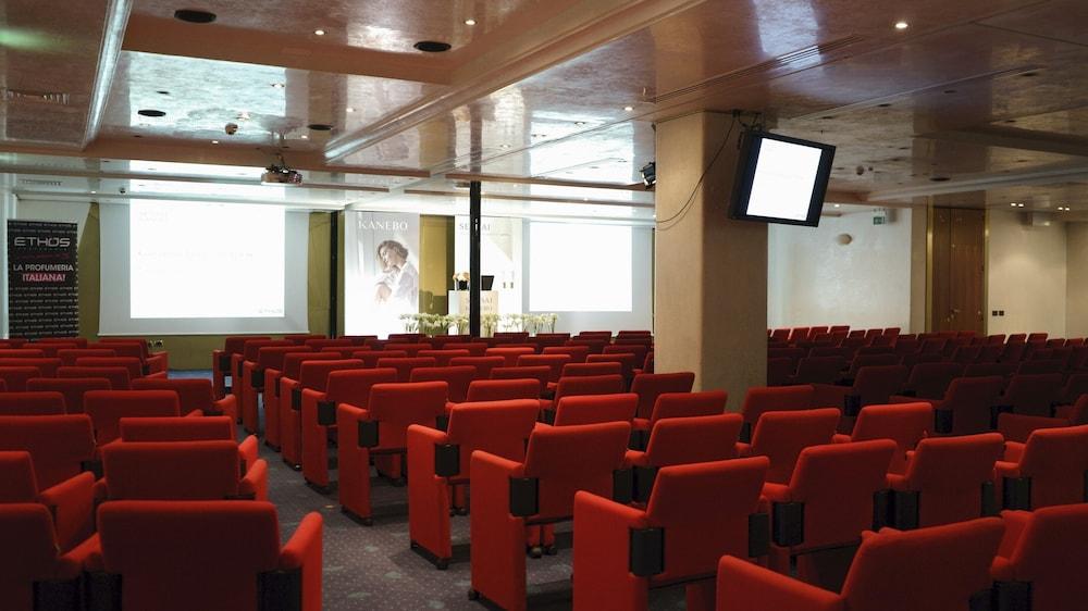 Hotel Nautico Riccione Kültér fotó