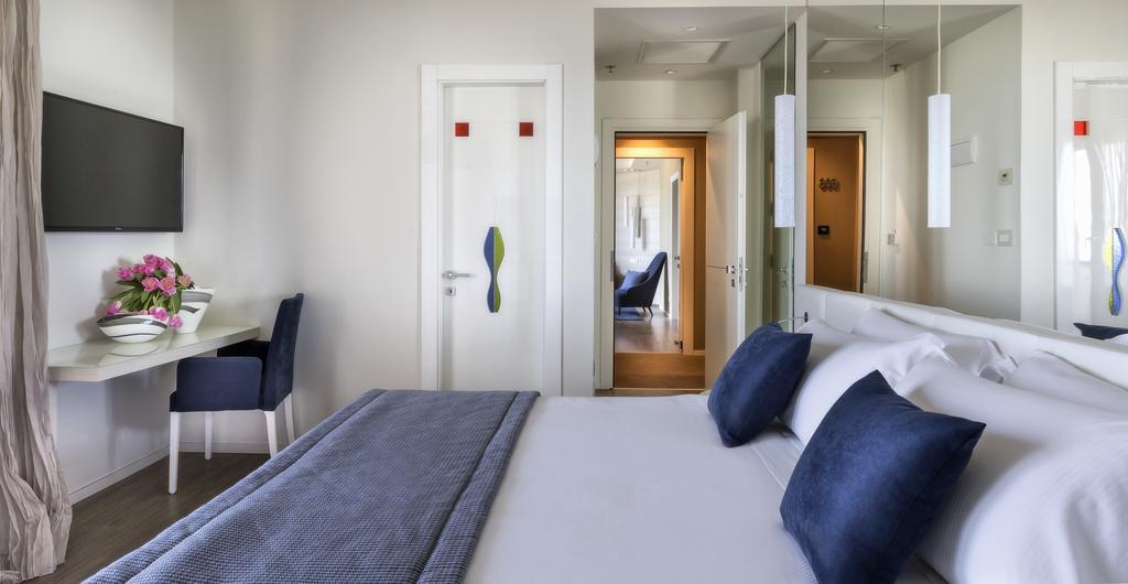 Hotel Nautico Riccione Kültér fotó